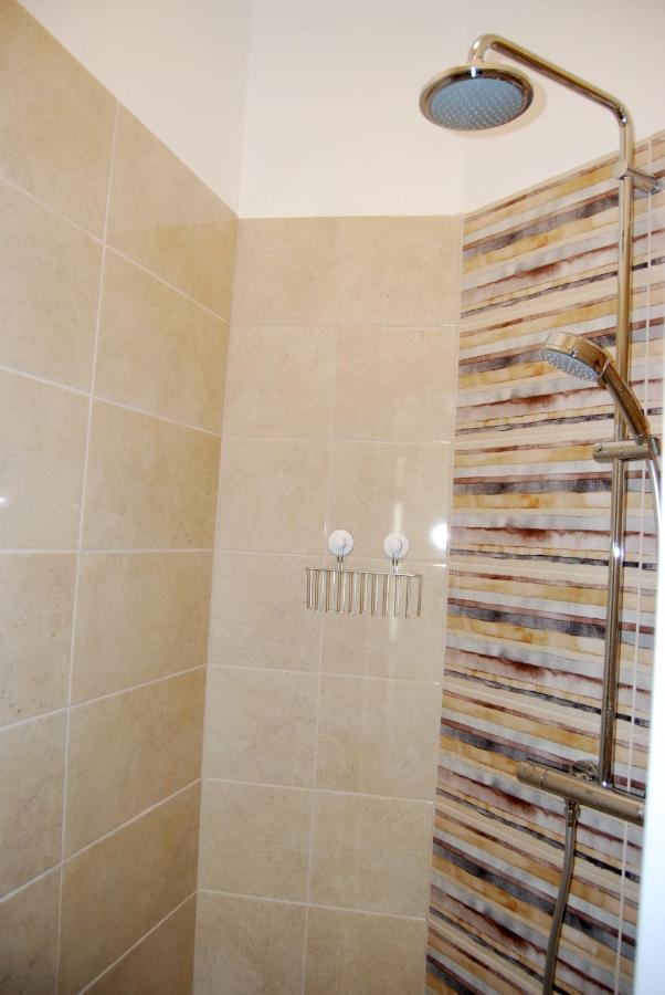 Luxurious Apartment With Balconies In Downtown Bp Βουδαπέστη Εξωτερικό φωτογραφία
